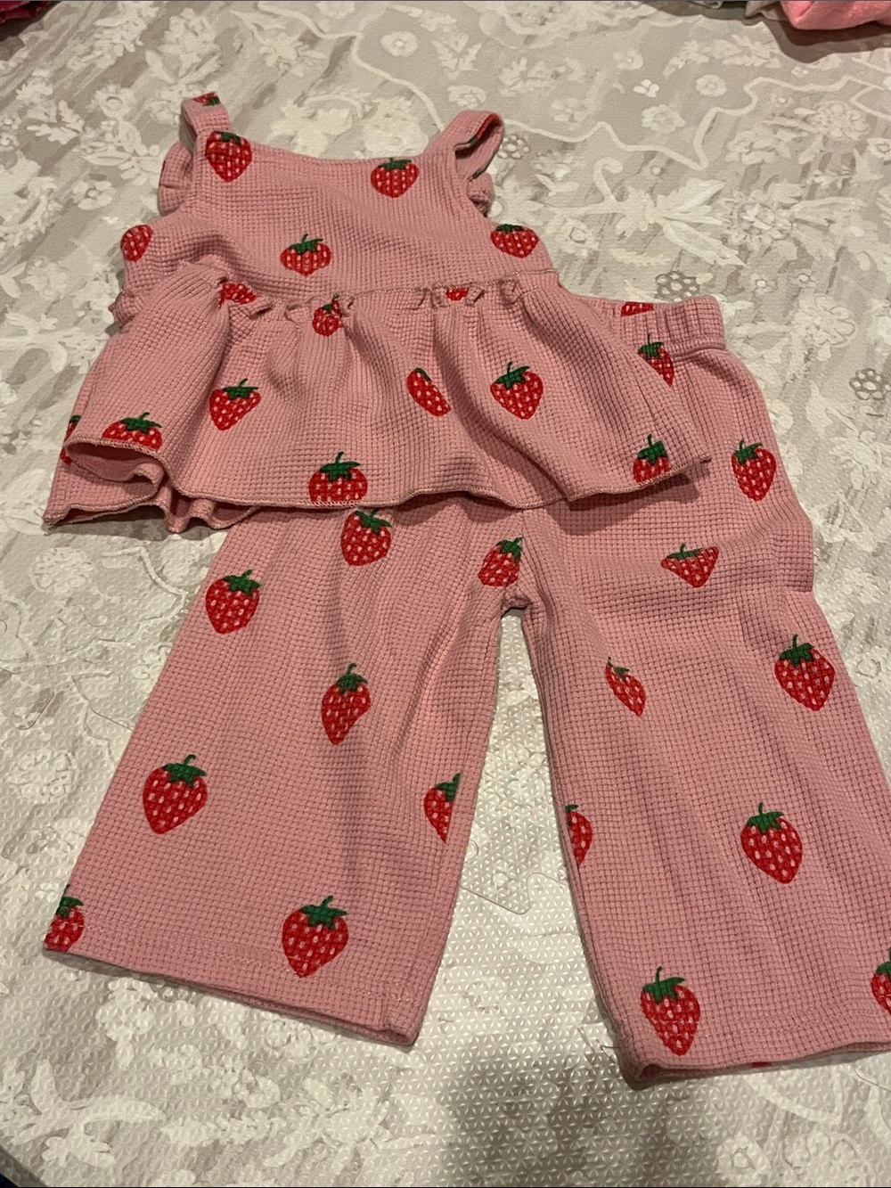 Amazon Pink Strawberry Print Girls Pajama Set - Sleeveless Top & Pants